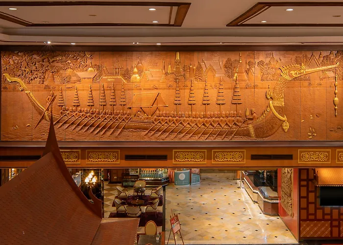 Alexander Hotel